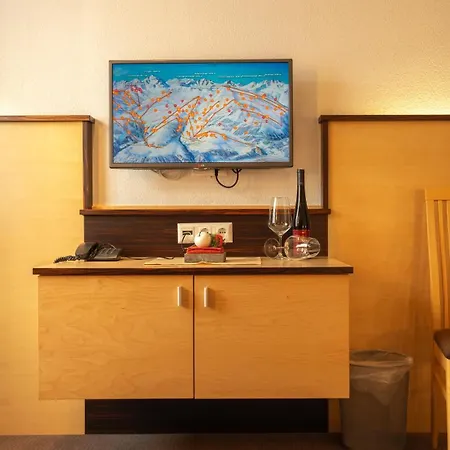 Gasthof Garni Fernblick Fiss