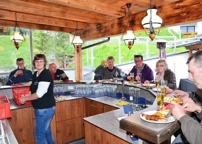 招待所 Fernblick 3*